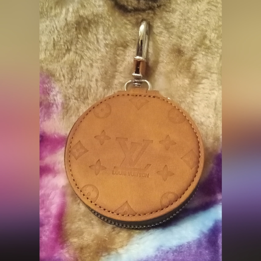 Fashion Lux Designer Brown Monogram Round Zip Pouch